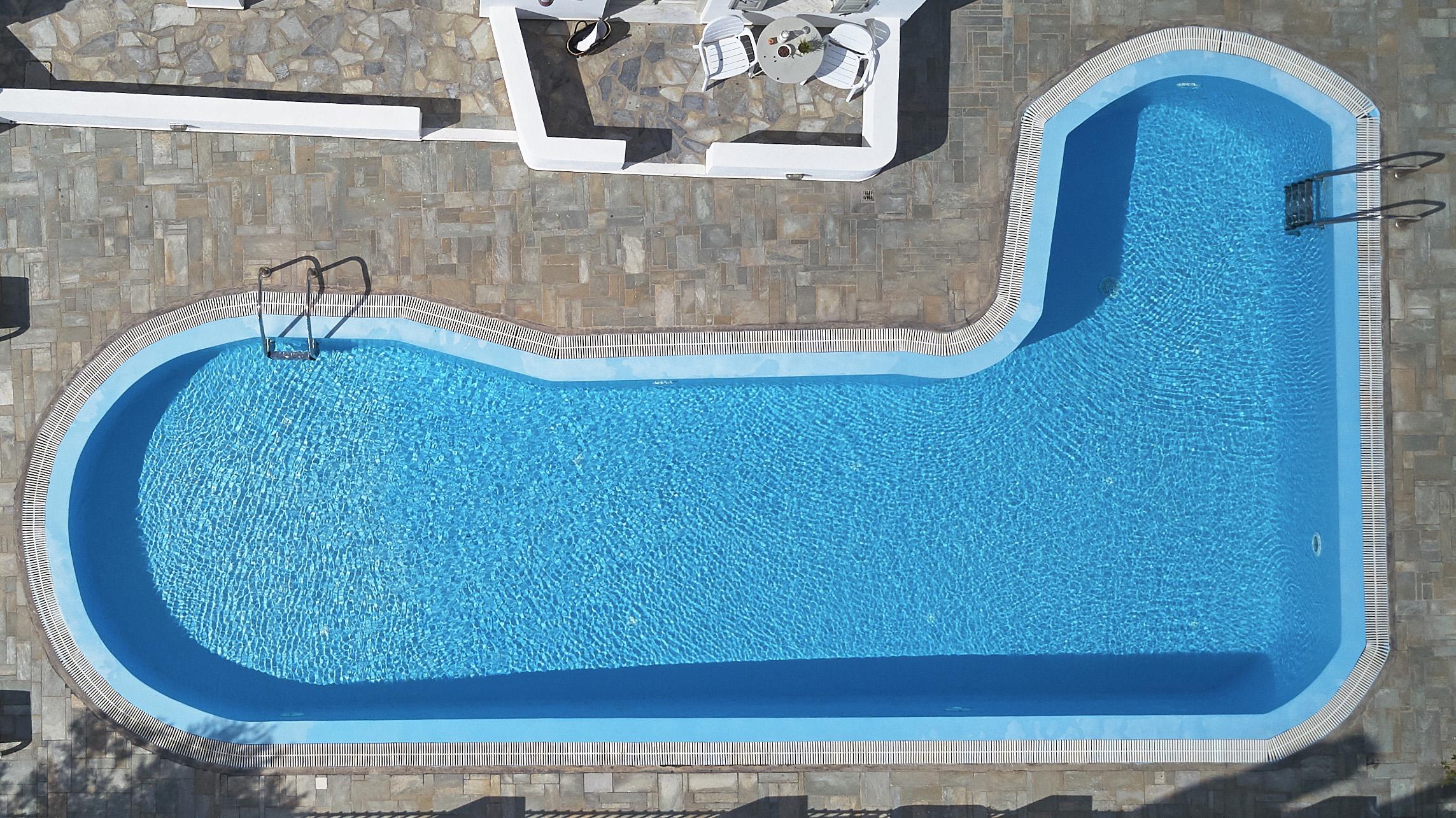 Nissos Thira Hotel