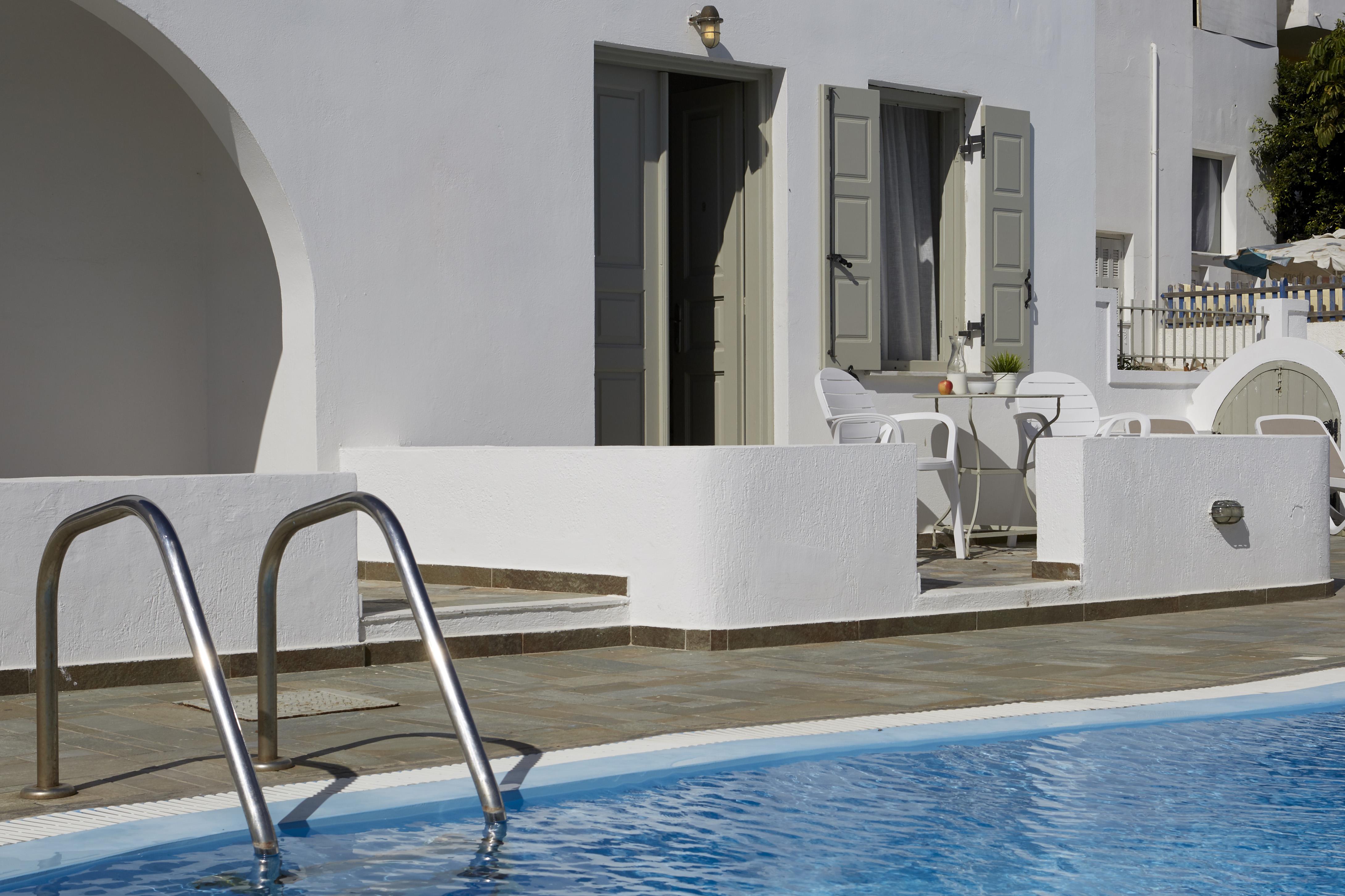 Hotel Nissos Thira 2*
